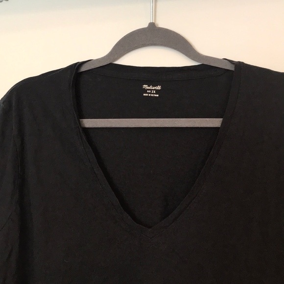 Madewell basic V neck T-shirt back EUC - Picture 7 of 8